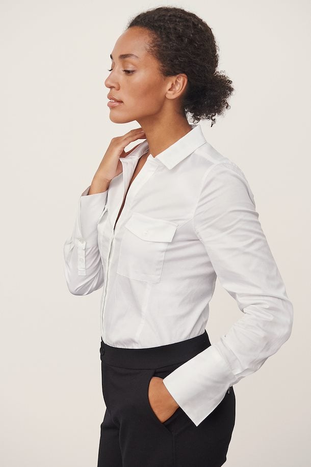 white long sleeved shirt