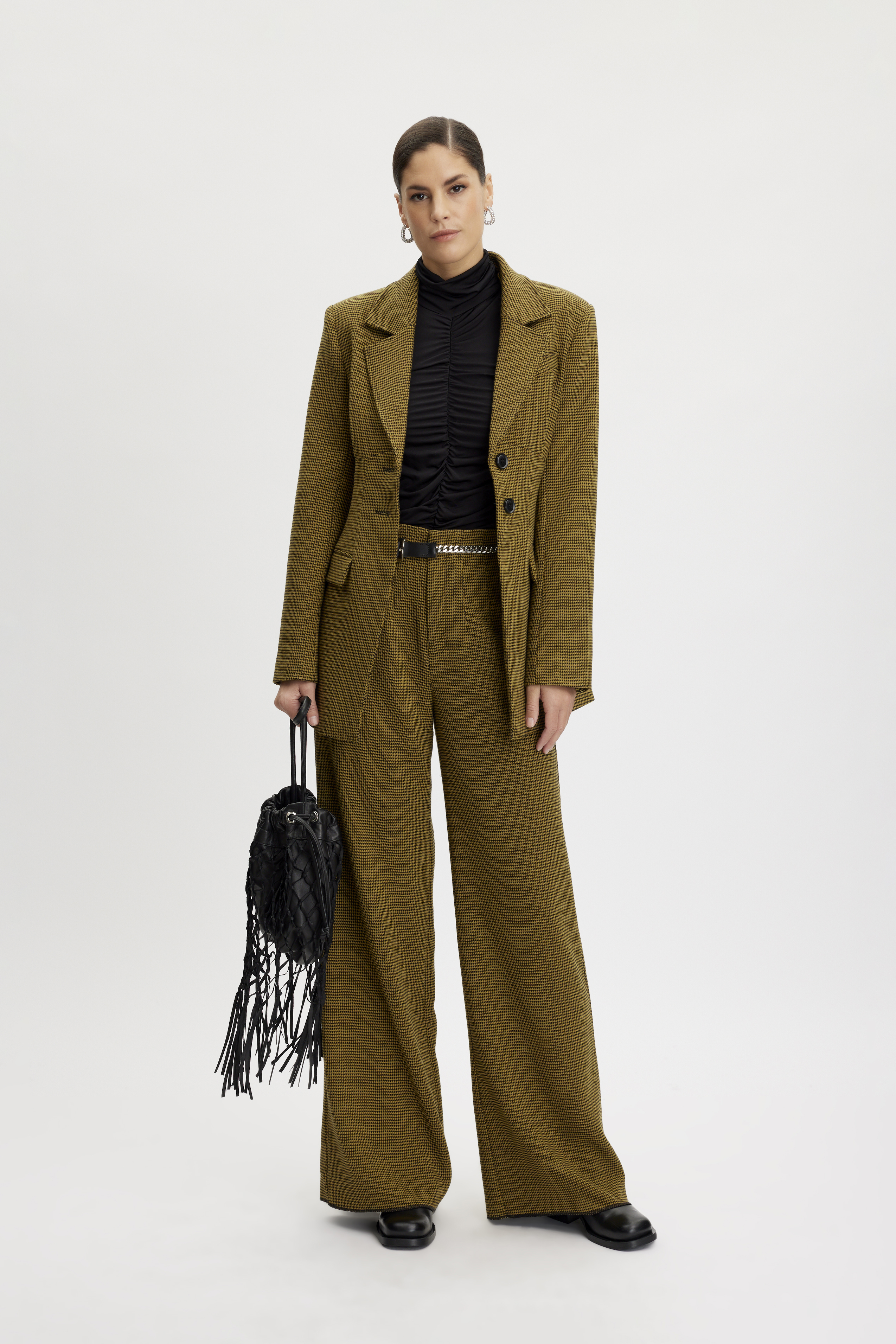 Shop the look. undefined