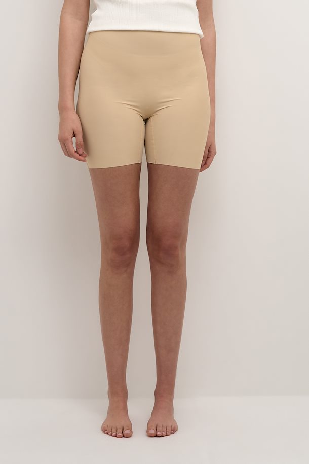 Soft Nude AiperKB Shorts from Karen By Simonsen – Shop Soft Nude AiperKB  Shorts from size XXS